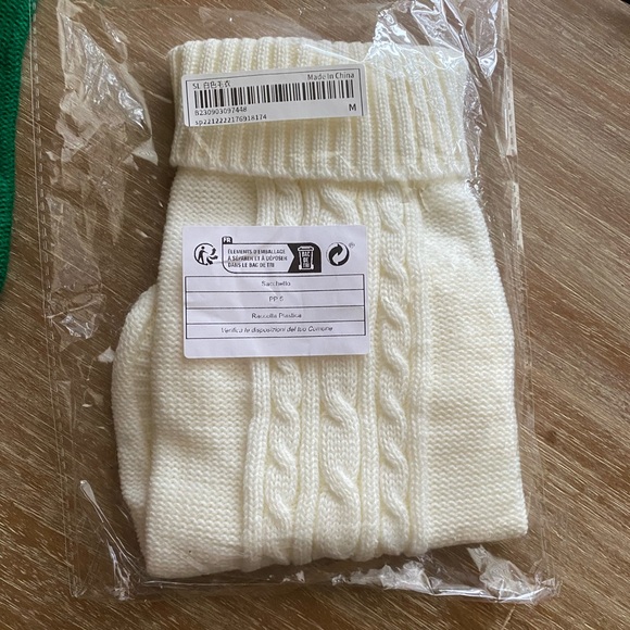 SHEIN Puppy / Dog Sweaters - Picture 3 of 7